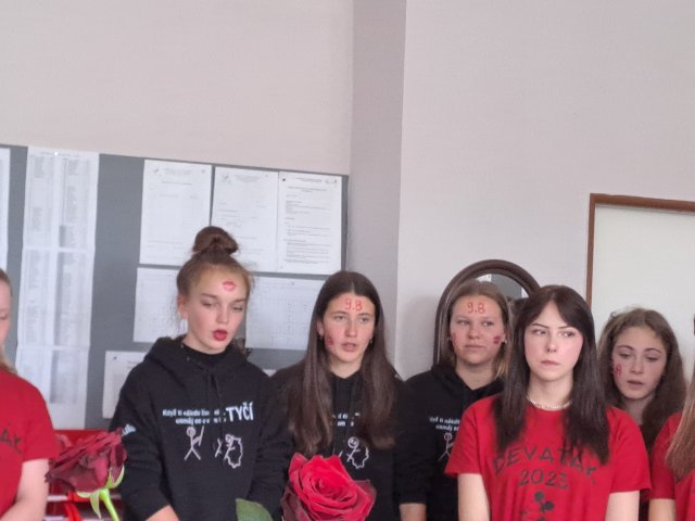 loucenidevatychtrid 16